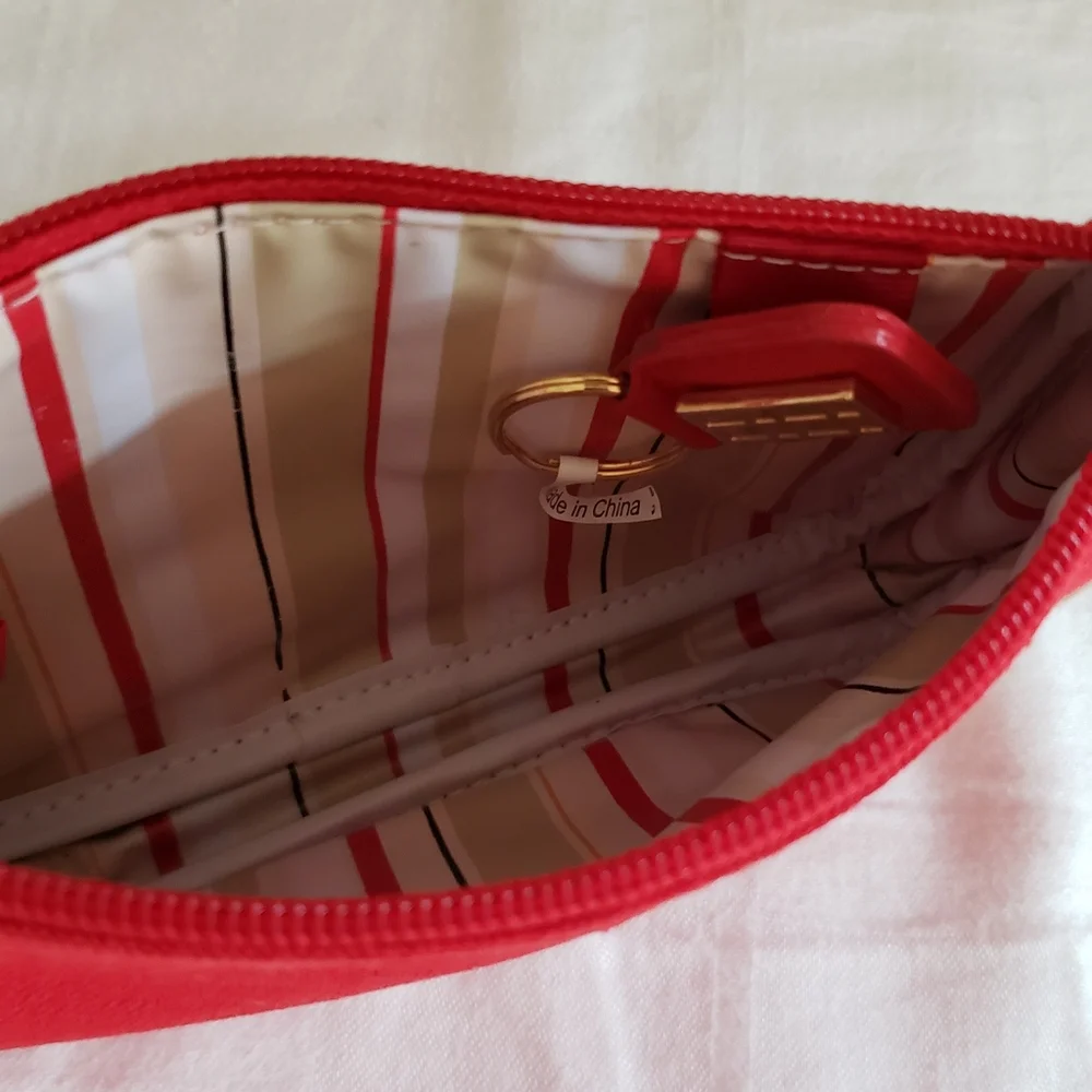 Elizabeth Arden Cosmetic Bag - Picture 4 of 4